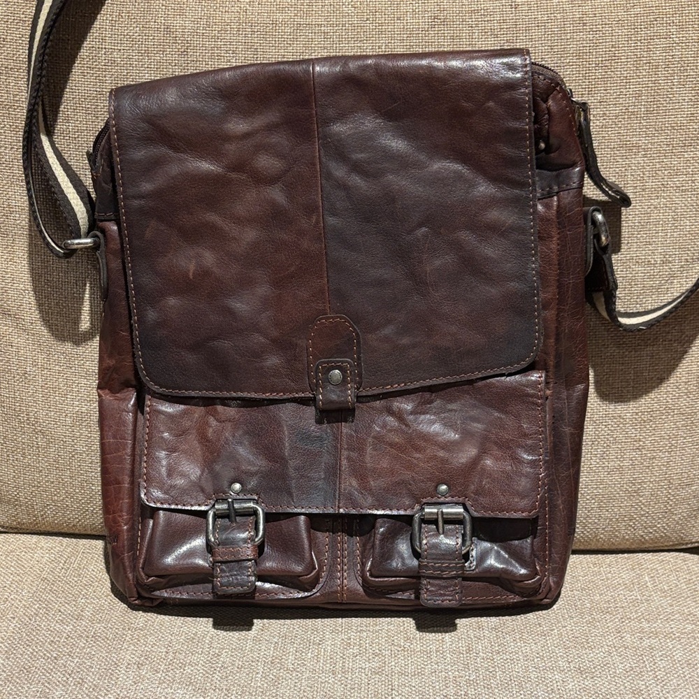 *SOLD* Spikes & Sparrow Brown Leather North/South  Messenger Bag